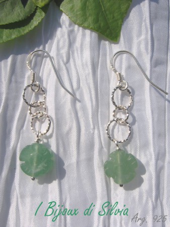 Orecchini in argento 925 con fiore inciso in avventurina verde